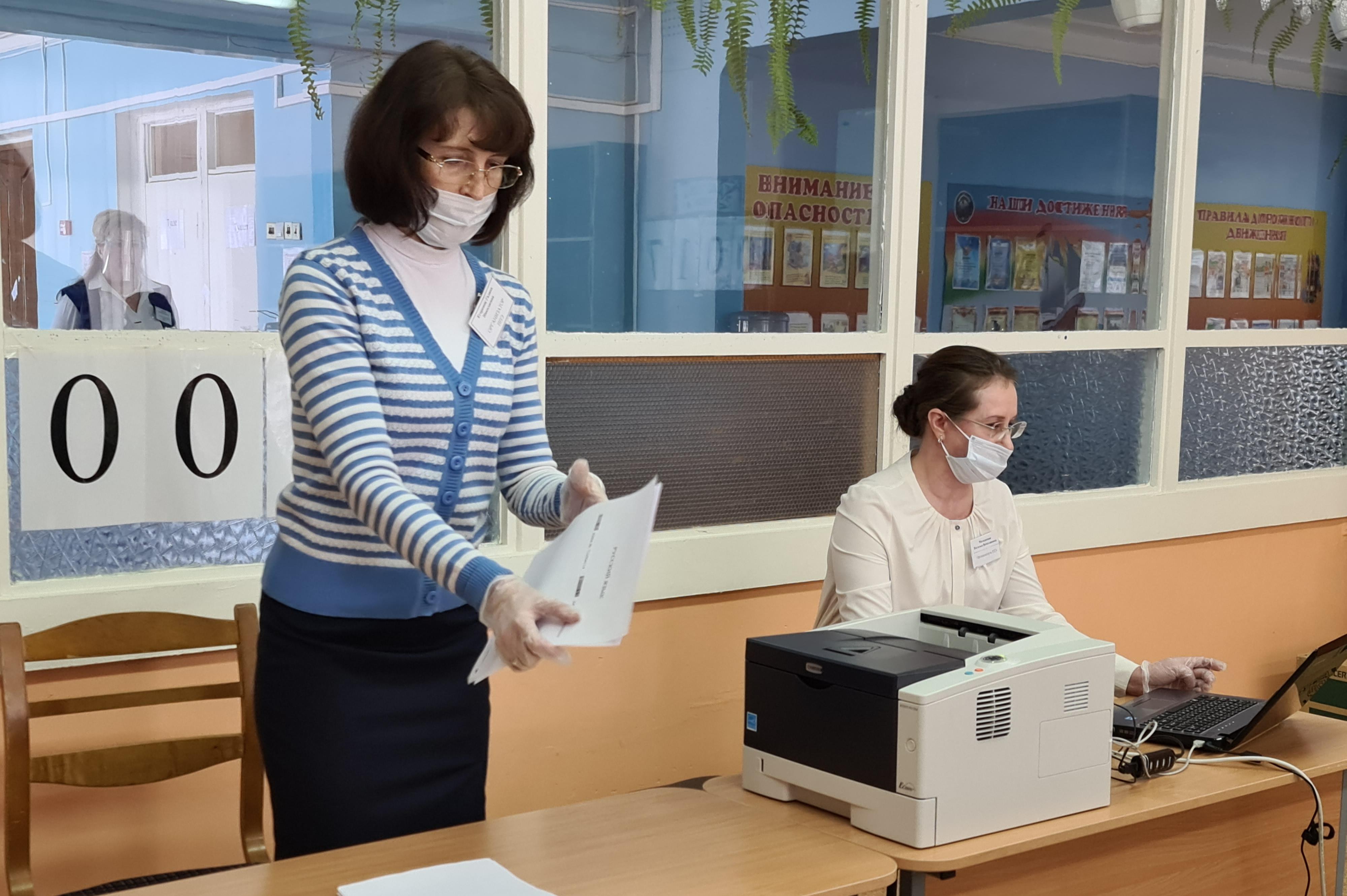 В Мурманской области прошла Всероссийская акция «Единый день сдачи ЕГЭ родителями»