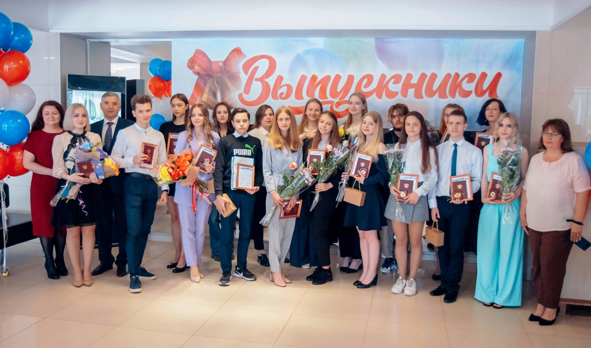 Награждение медалью «За особые успехи в учении» Награждение медалью «За особые успехи в учении»