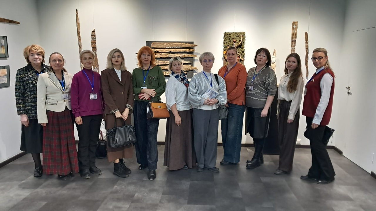 Педагогические работники Апатитов приняли участие в XVIII Феодоритовских чтениях.